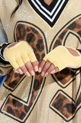 TOO TRENDY GLOVES