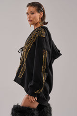 UNPIN ME OVERSIZED SWEATSHIRT