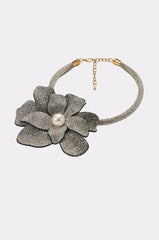 HOLIDAY READY NECKLACE