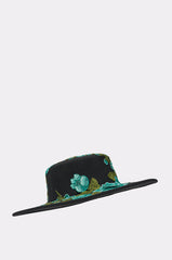 IN THE FIELD APPLIQUE BRIM HAT