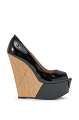 AKIRA GOLD XOE BLACK WEDGE OPEN TOE PUMP