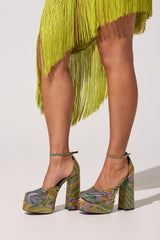 AZALEA WANG ZIPPHORA GREEN MULTI BROCADE PLATFORM PUMP