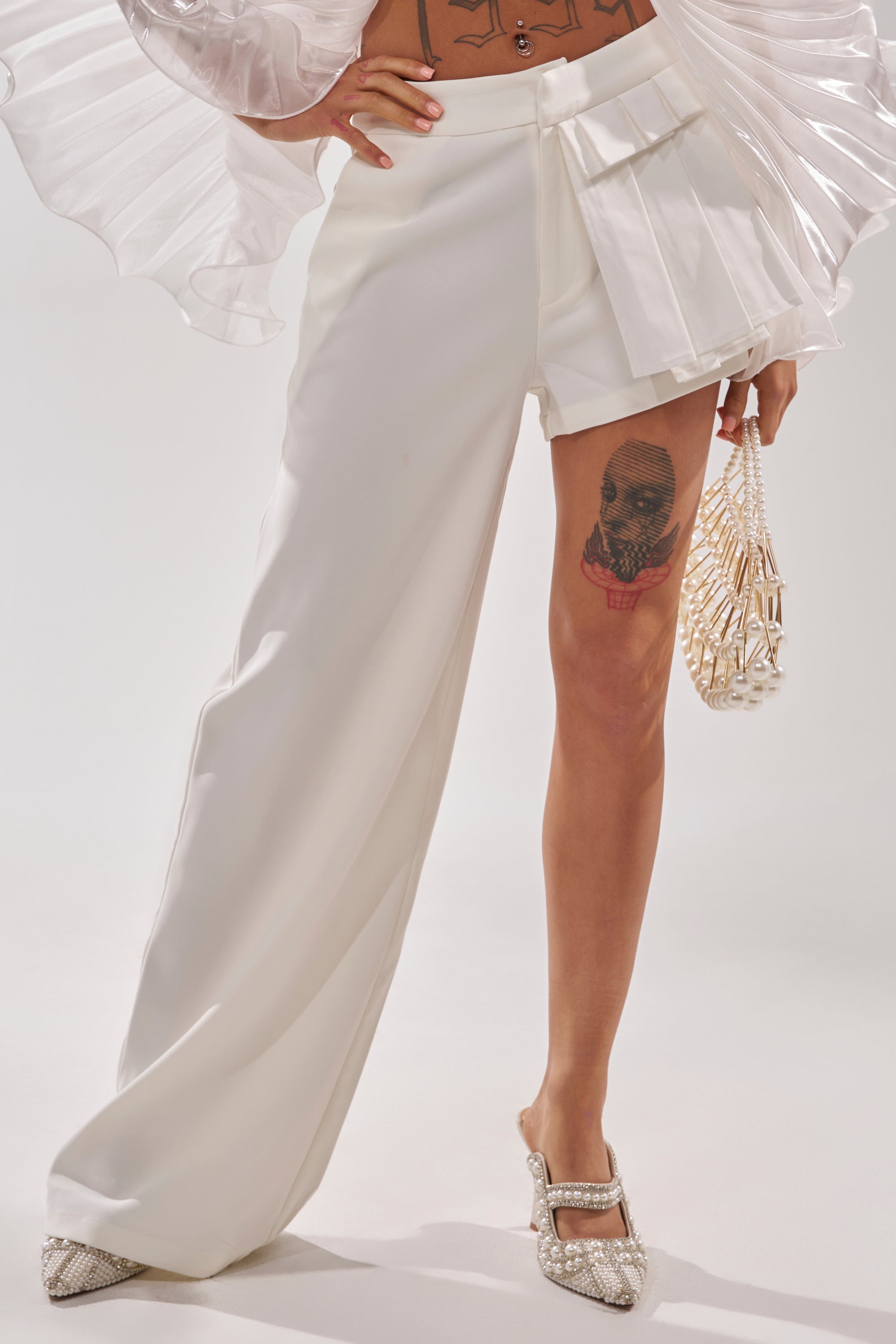 HOT AND COLD HYBRID PANT IN WHITE
