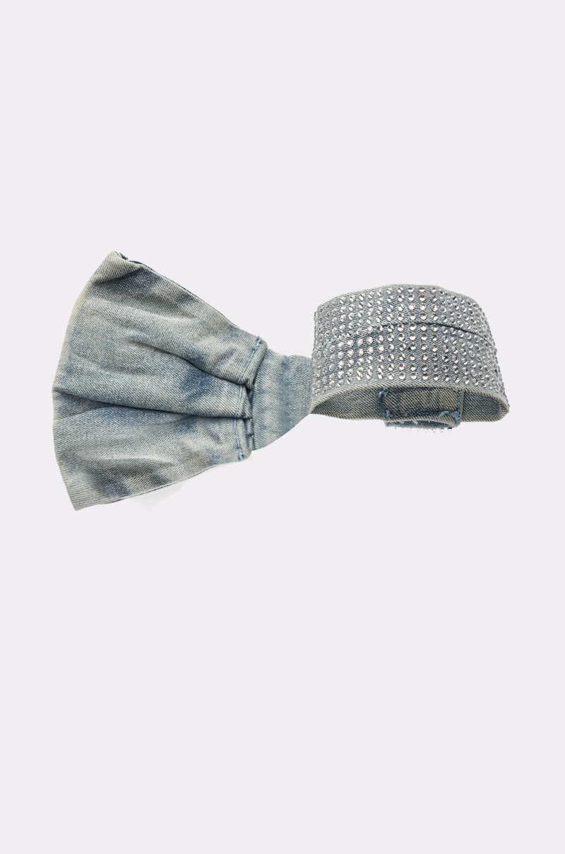 WITH A BOW DENIM NECKLACE