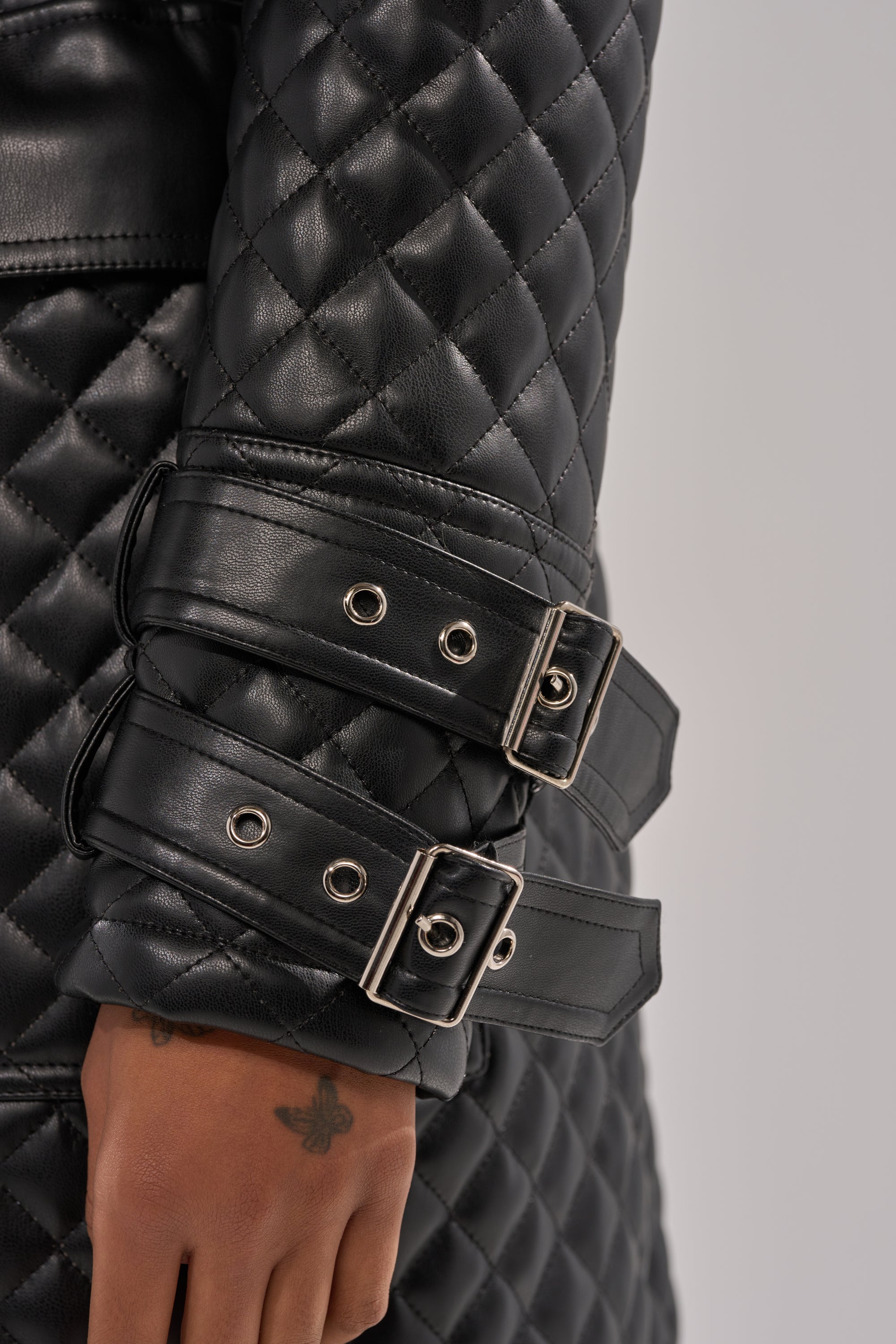 MADISON AVE QUILTED TRENCH