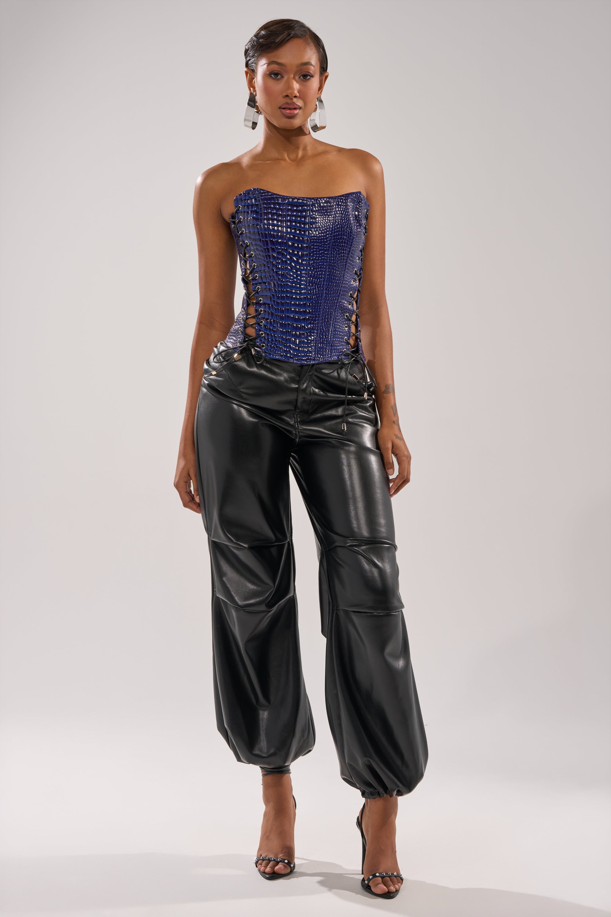 HIT THE SWITCH EMBOSSED CORSET