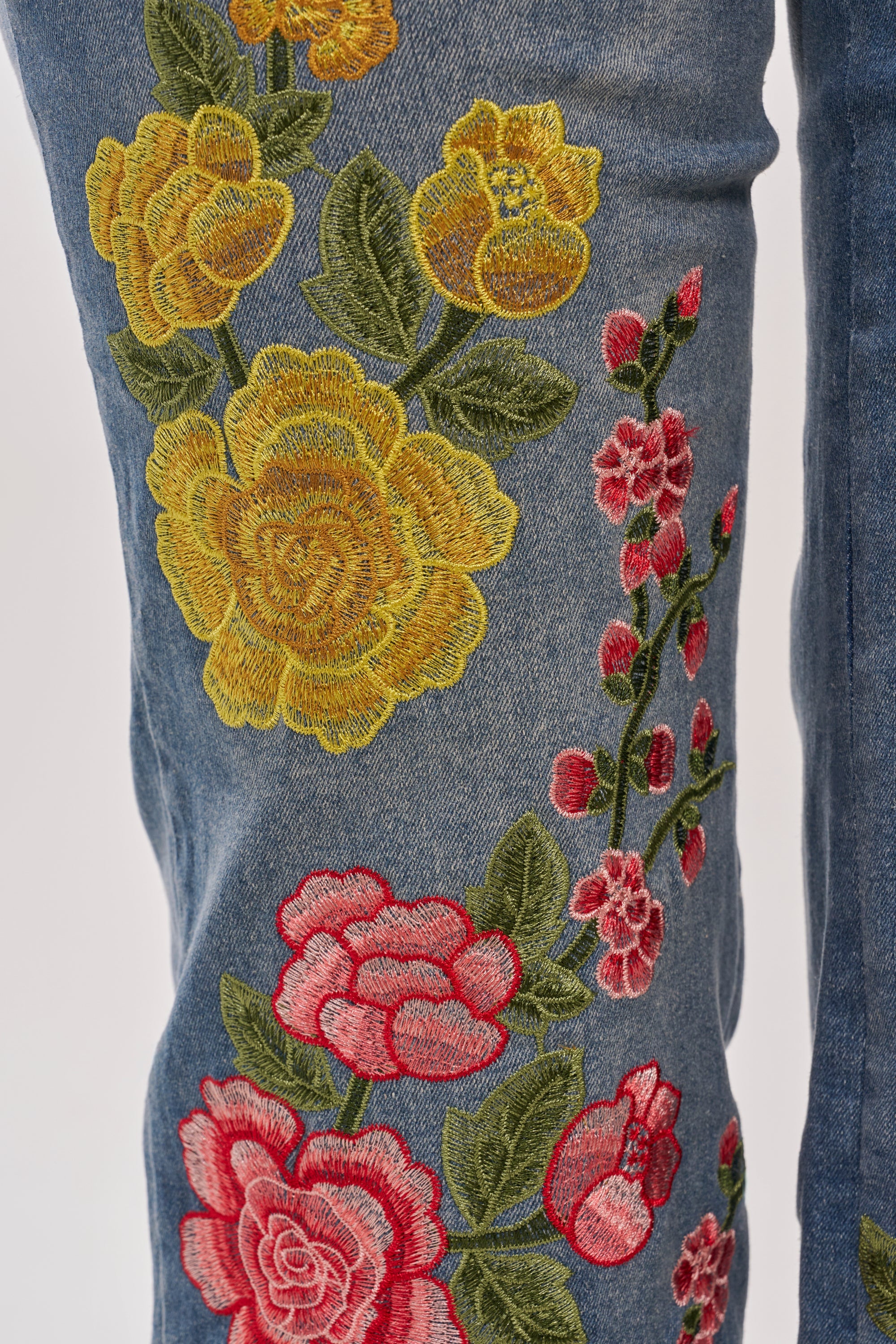 FLORAL FOR DAYS STRAIGHT LEG DENIM