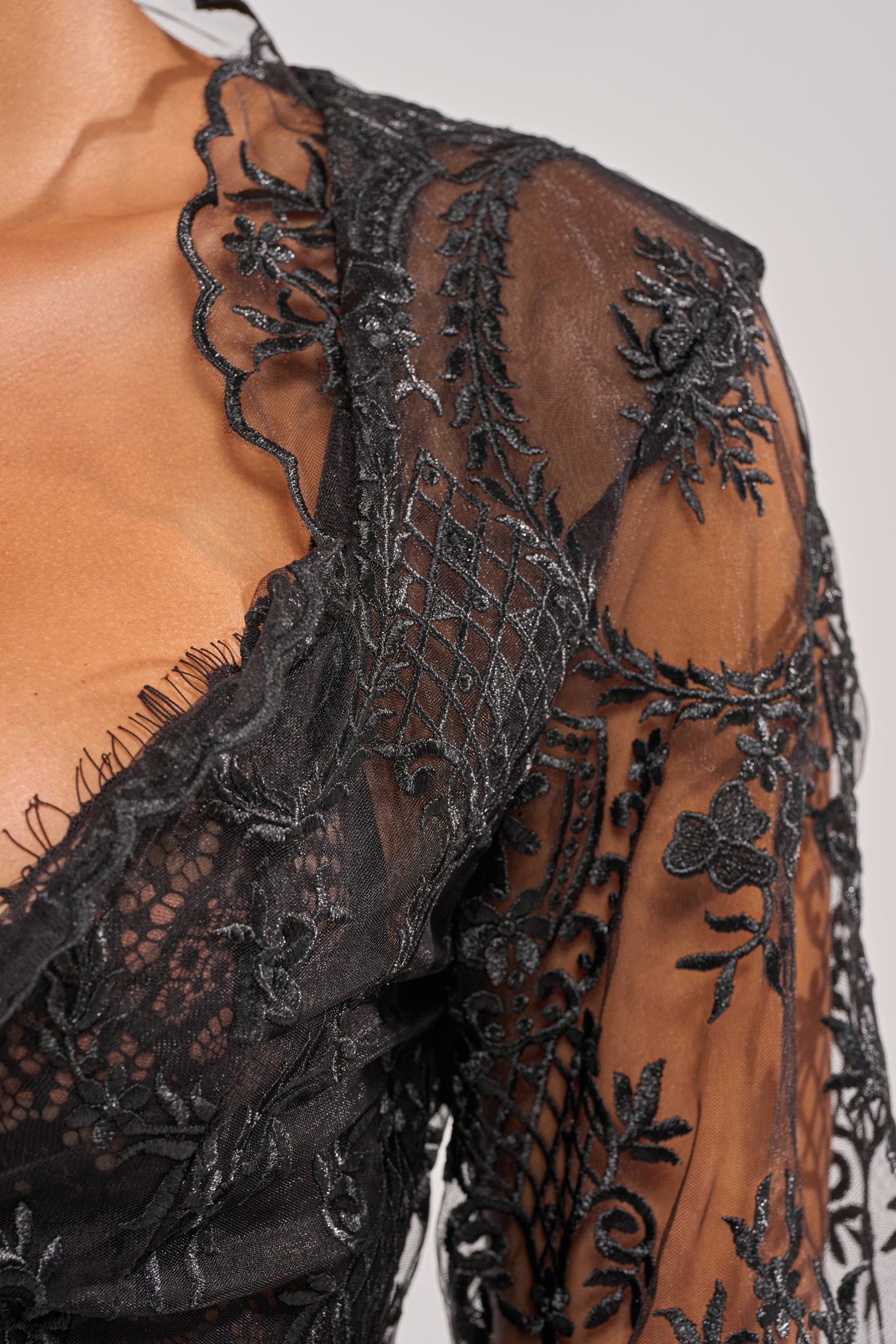 SUPER LUXE LACE TIE-FRONT BLOUSE