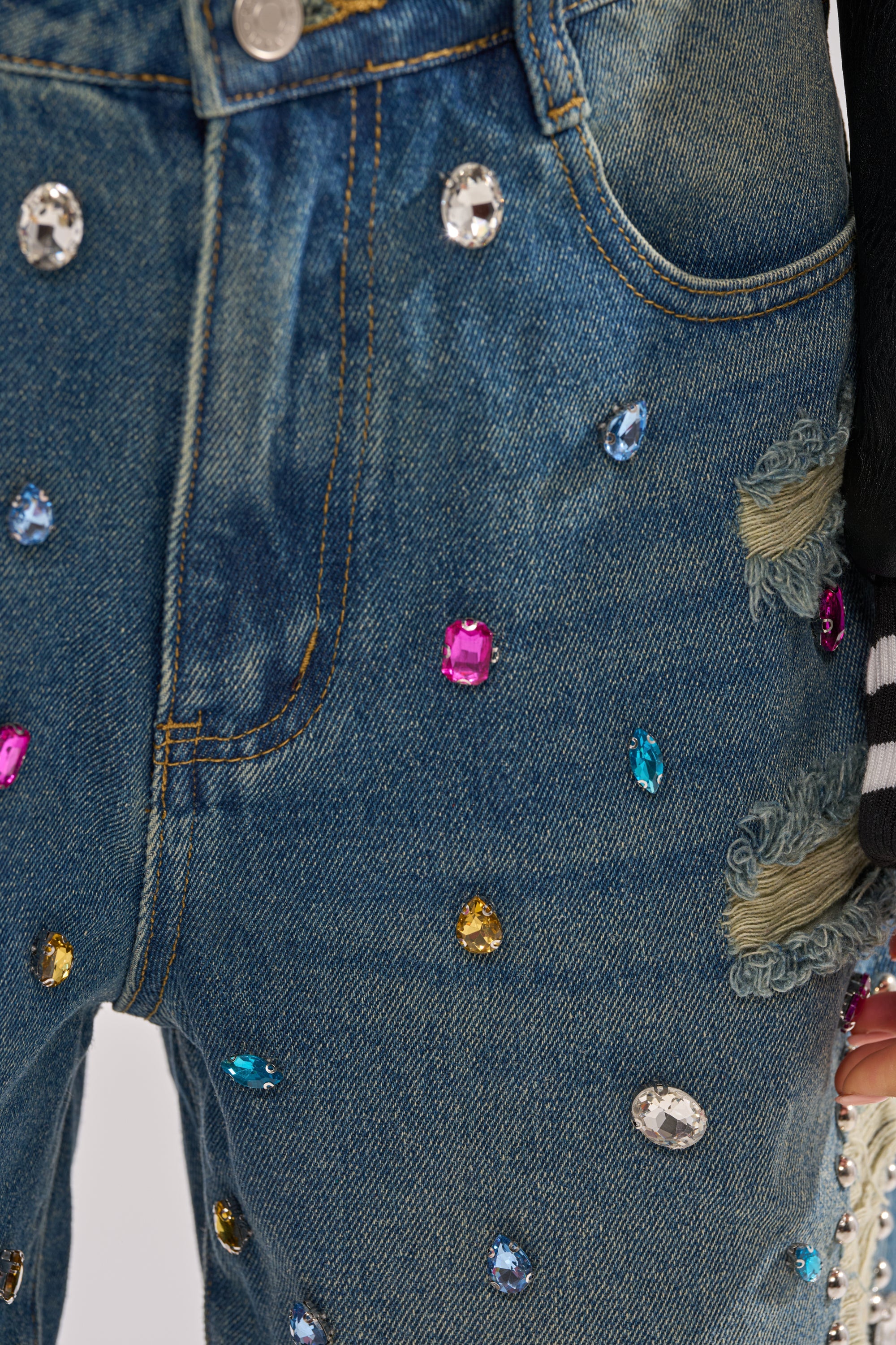 JEWELS FOR DAYS BERMUDA SHORT