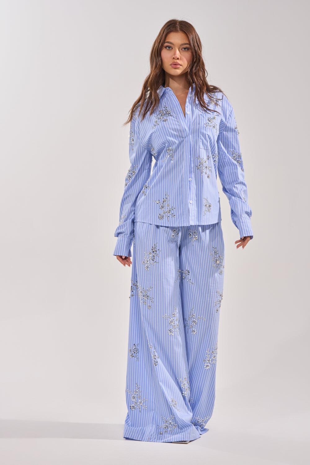 SWEET DREAMS RHINESTONE POPLIN BUTTONDOWN
