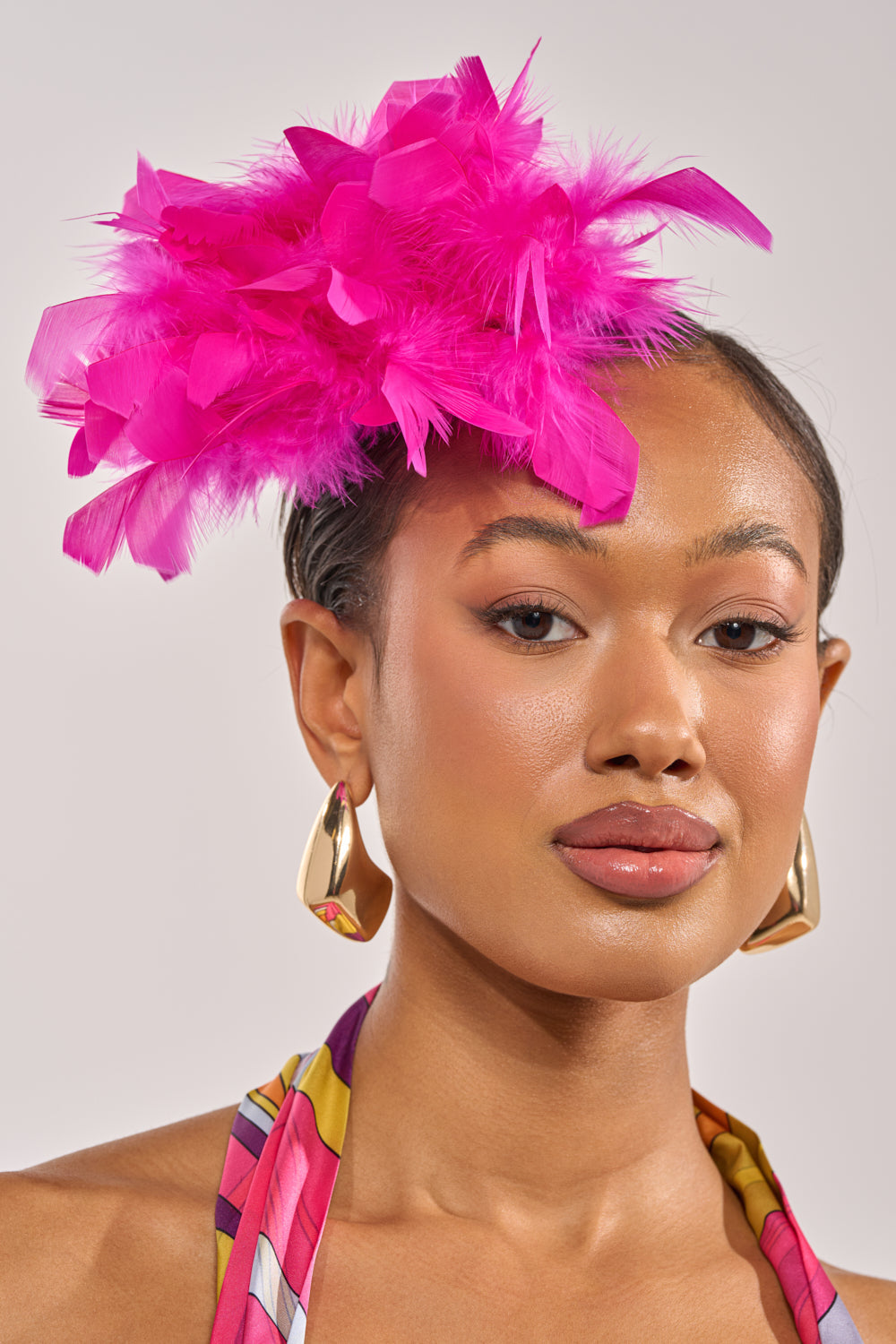 AT BRUNCH FEATHER BROOCH