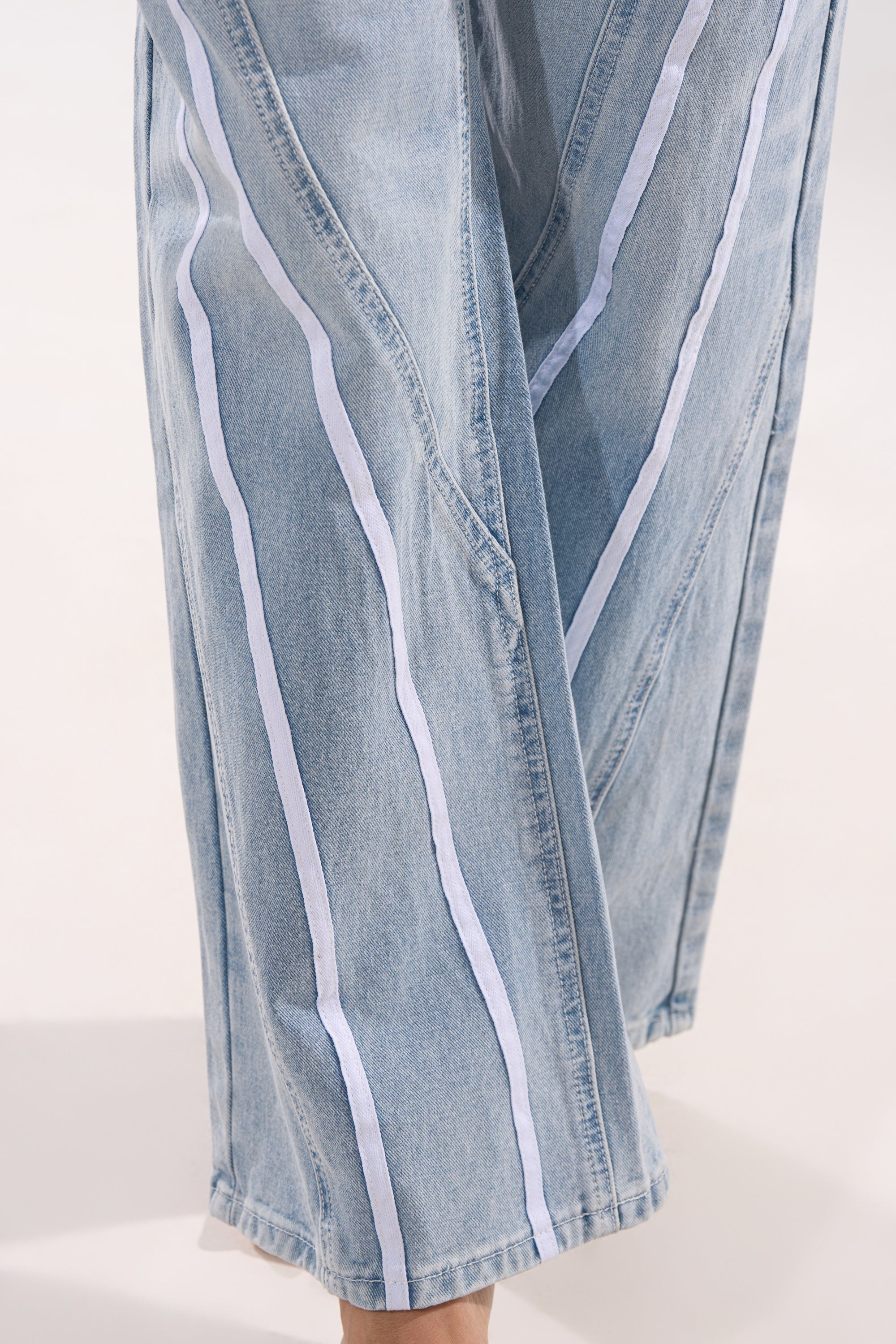 SHE IS A RUNNER DENIM TRACK PANT