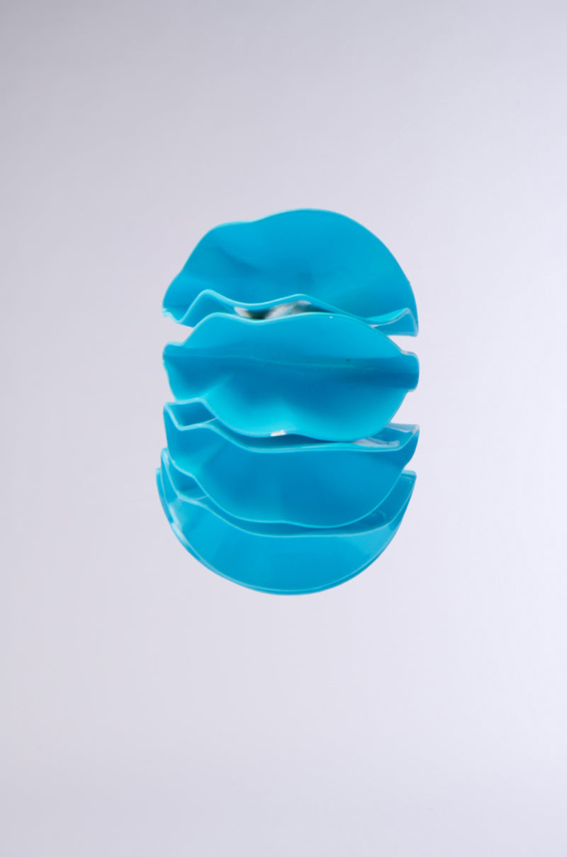 FANNED OUT EARRING