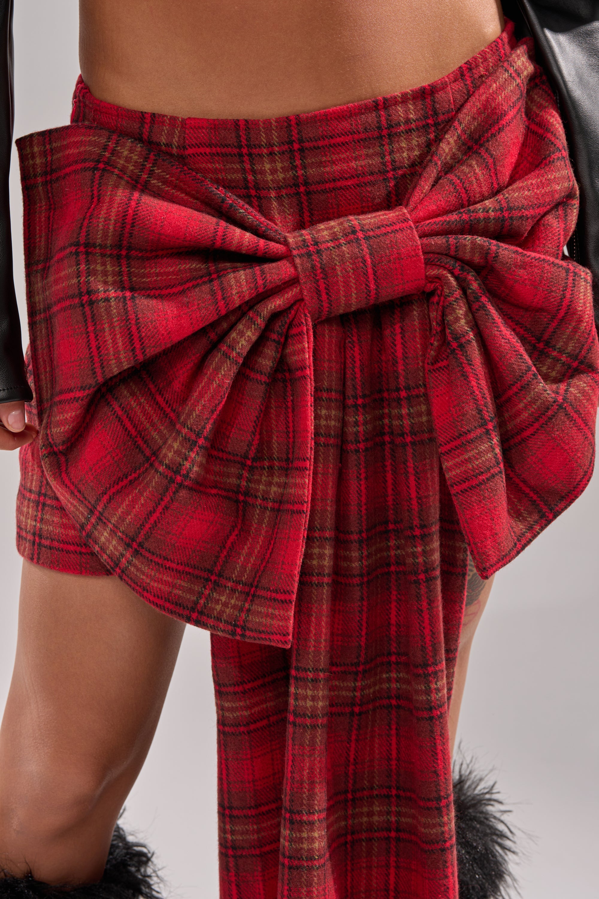 LOVELY DAYS PLAID BOW MINI SKIRT