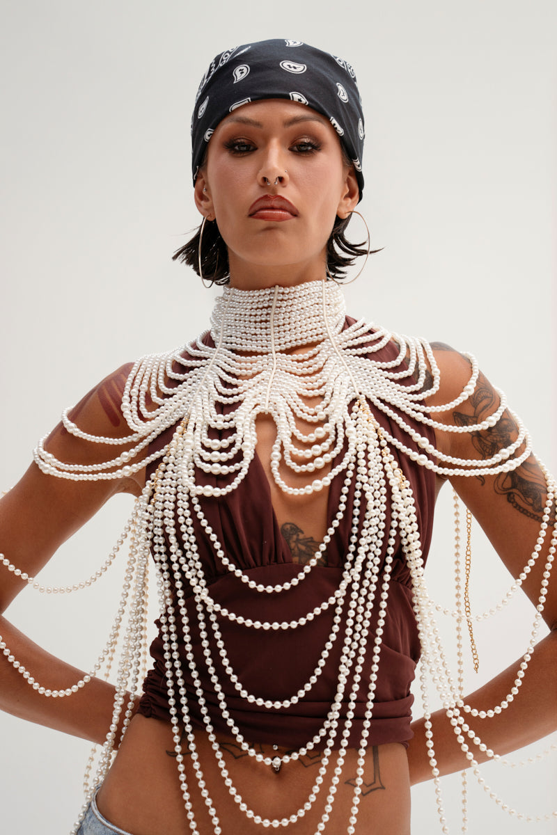 FEELIN DEMURE BODY CHAIN