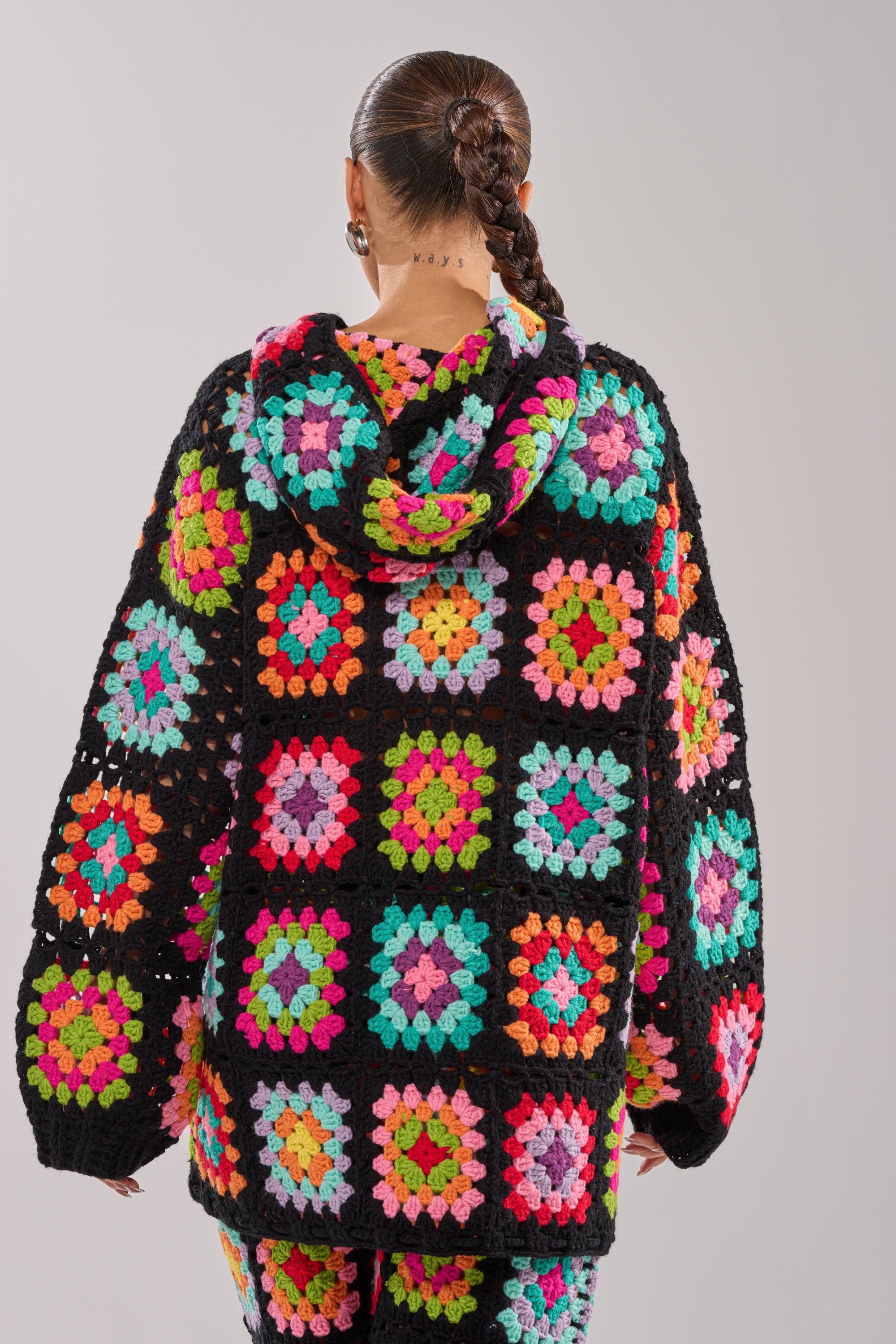 FESTIVAL GIRLY OVERSIZED CROCHET SWEATSHIRT IN MULTI