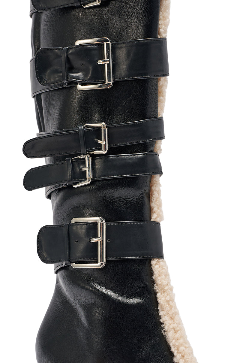 AKIRA GOLD FIERO BLACK PU AND SHERPA BUCKLE