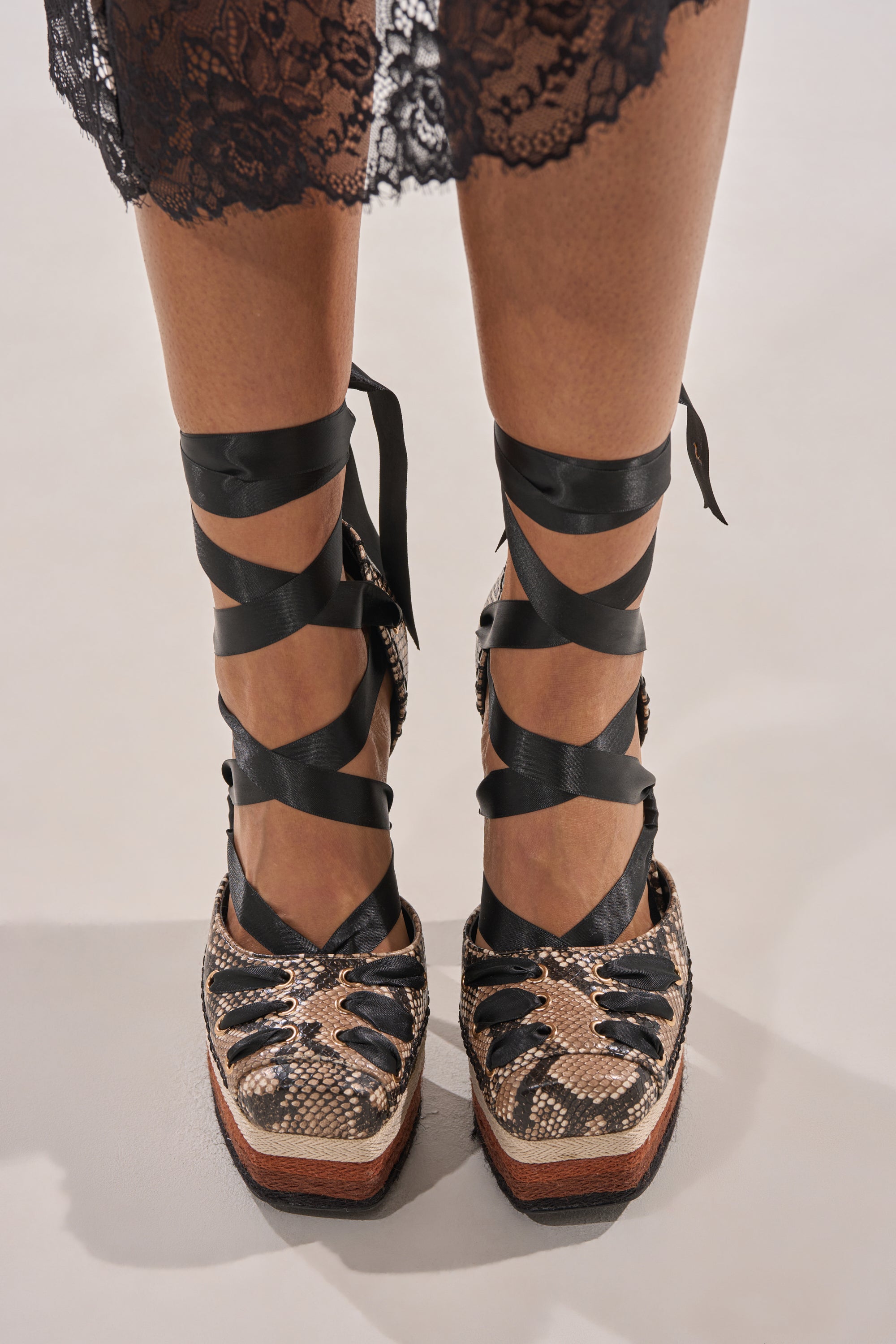 AZALEA WANG FONTEYN SNAKE PLATFORM PUMP