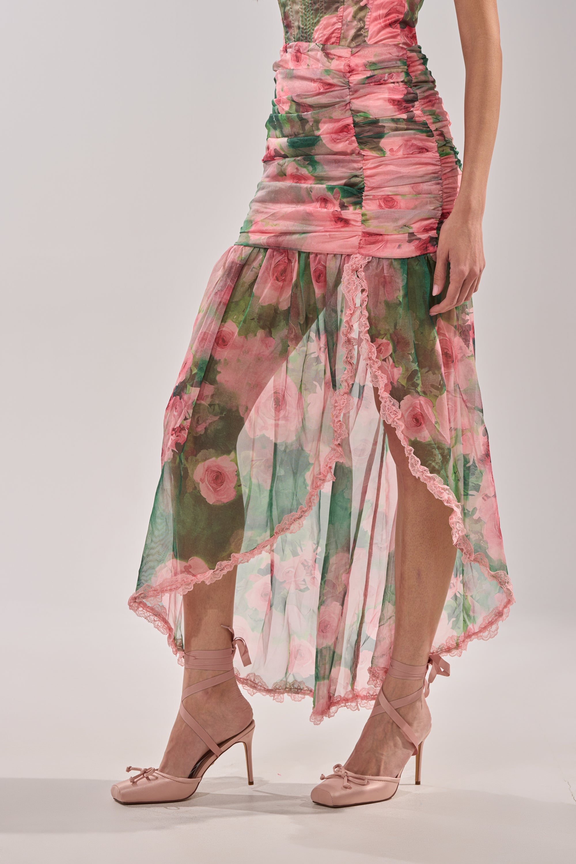 DREAMING FLORAL MAXI SKIRT