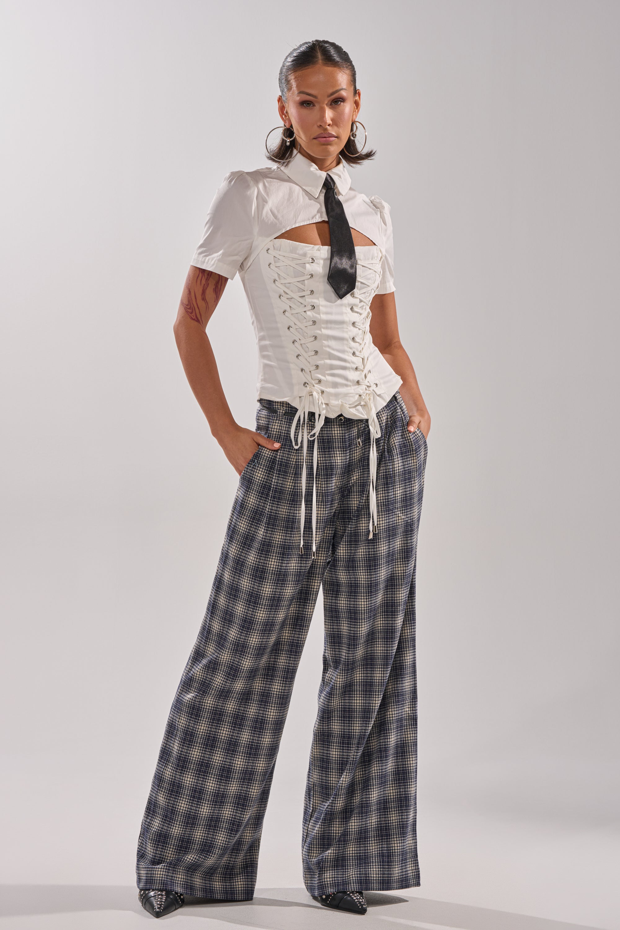 BUSINESS ONLY BLOUSE