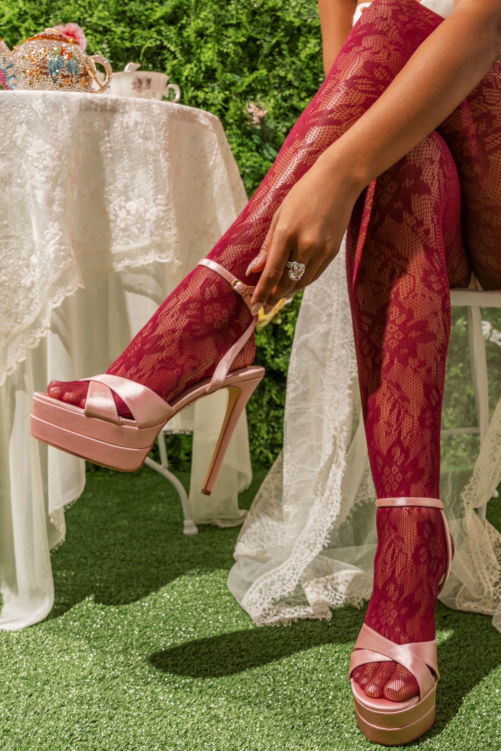 AZALEA WANG HALLADAY PINK SATIN PLATFORM STILETTO SANDAL