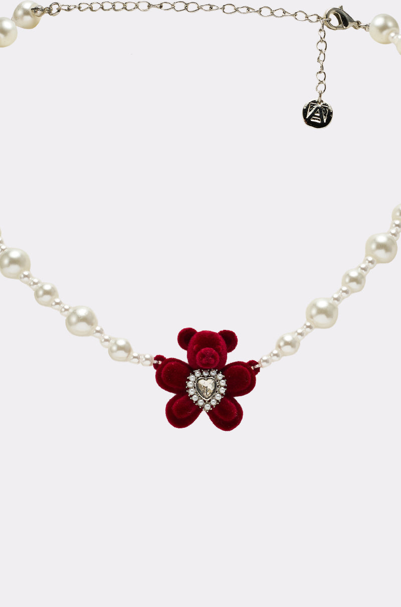 HUG ME NECKLACE