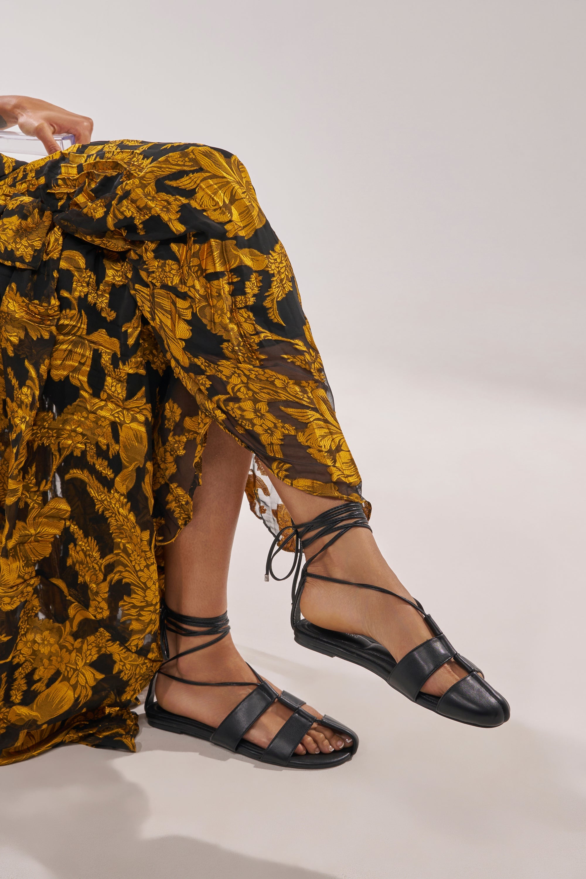 AZALEA WANG ICHIRO BLACK PEEP TOE FLAT