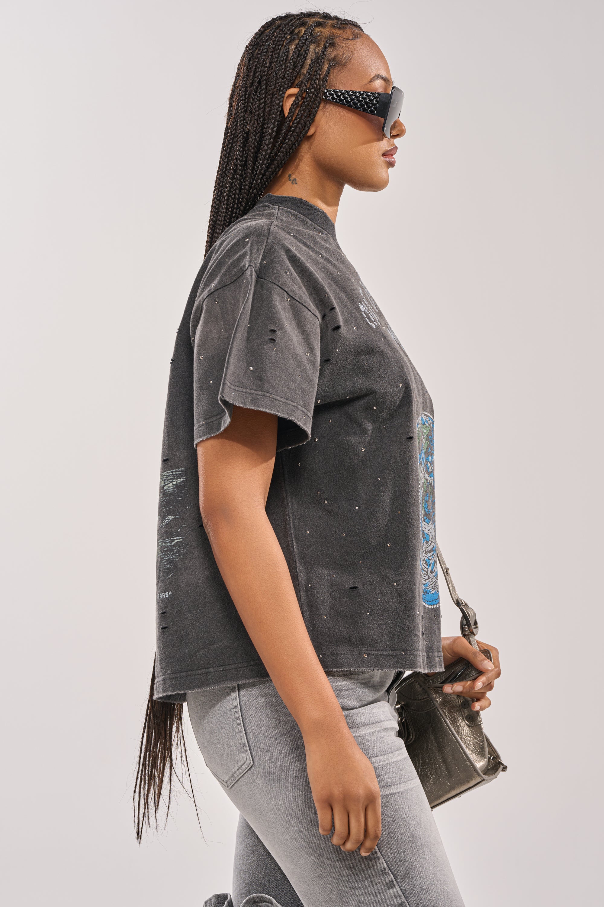 OUT OF THIS WORLD GRAPHIC TEE