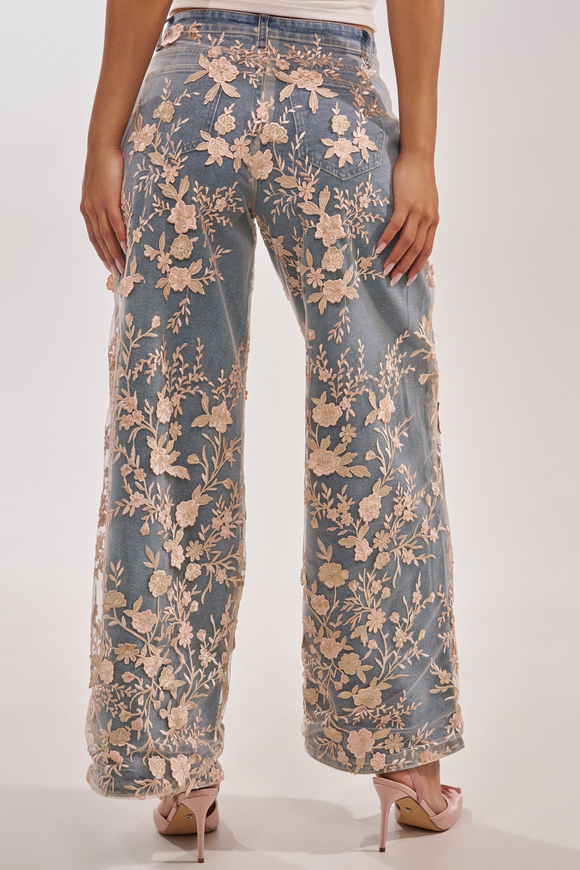 FLY AWAY WITH ME FLORAL DENIM