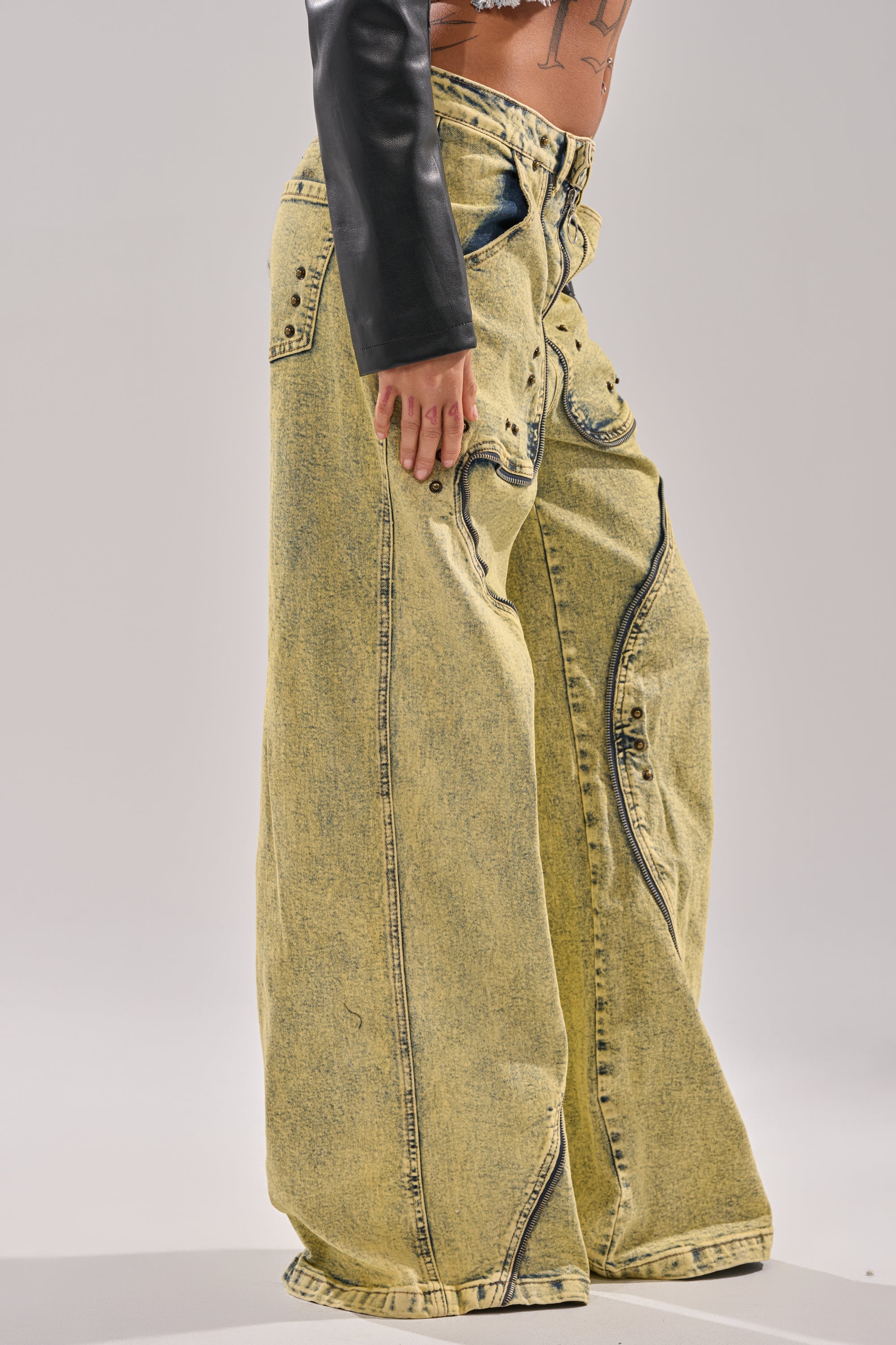CRAZY FOR YOU RELAXED DENIM