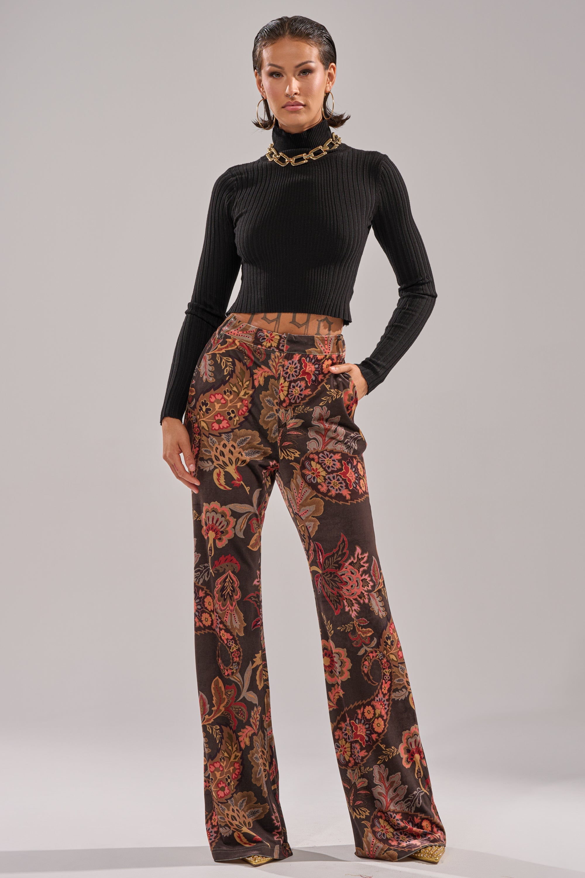 FALLING IN LOVE FLORAL TROUSER