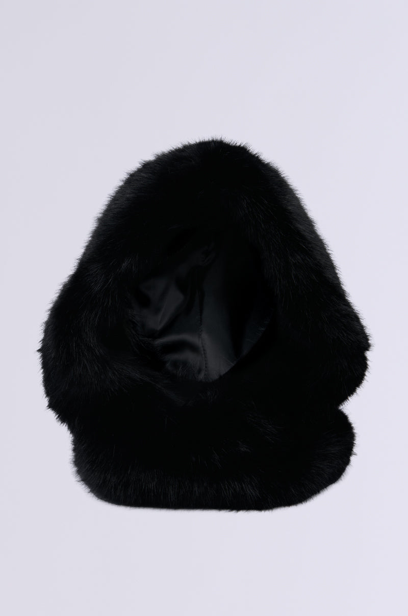 IM THE ONE FAUX FUR HOOD