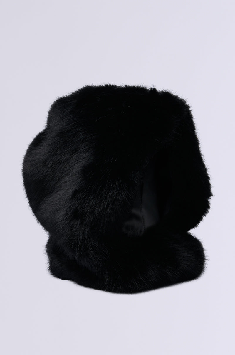 IM THE ONE FAUX FUR HOOD