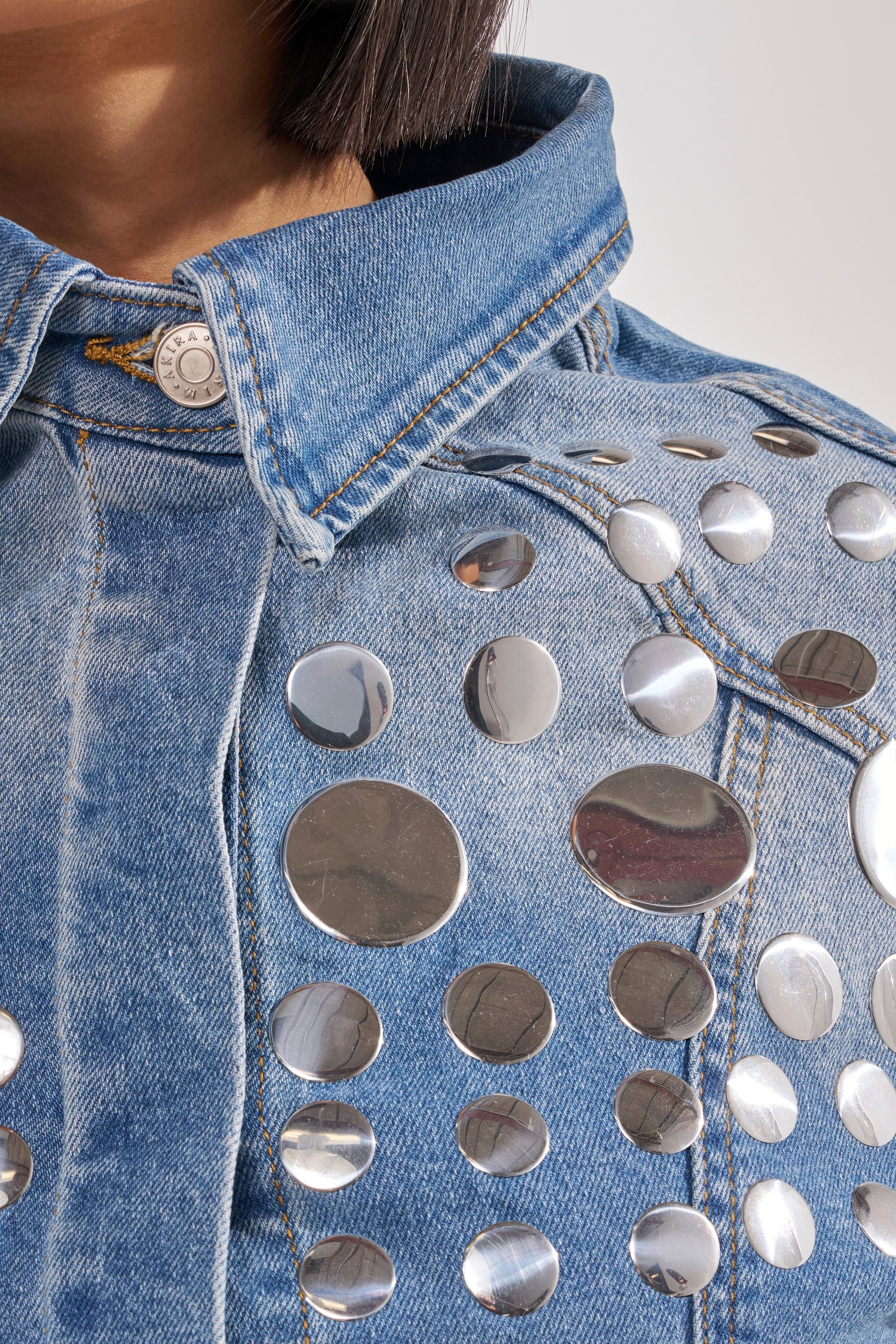 STUDS EVERYWHERE BUTTON DOWN