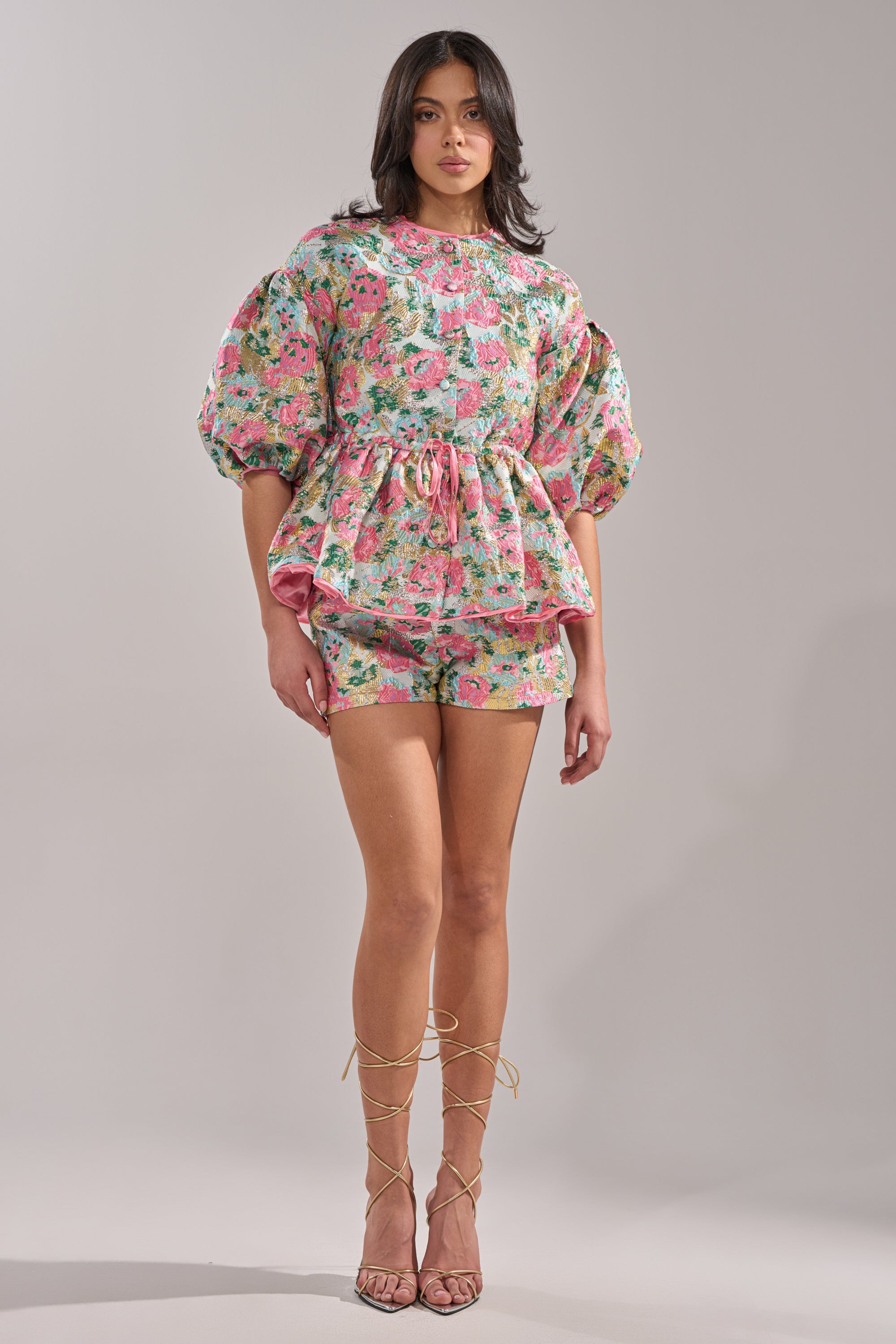 TEA TIME FLORAL BROCADE SHORT