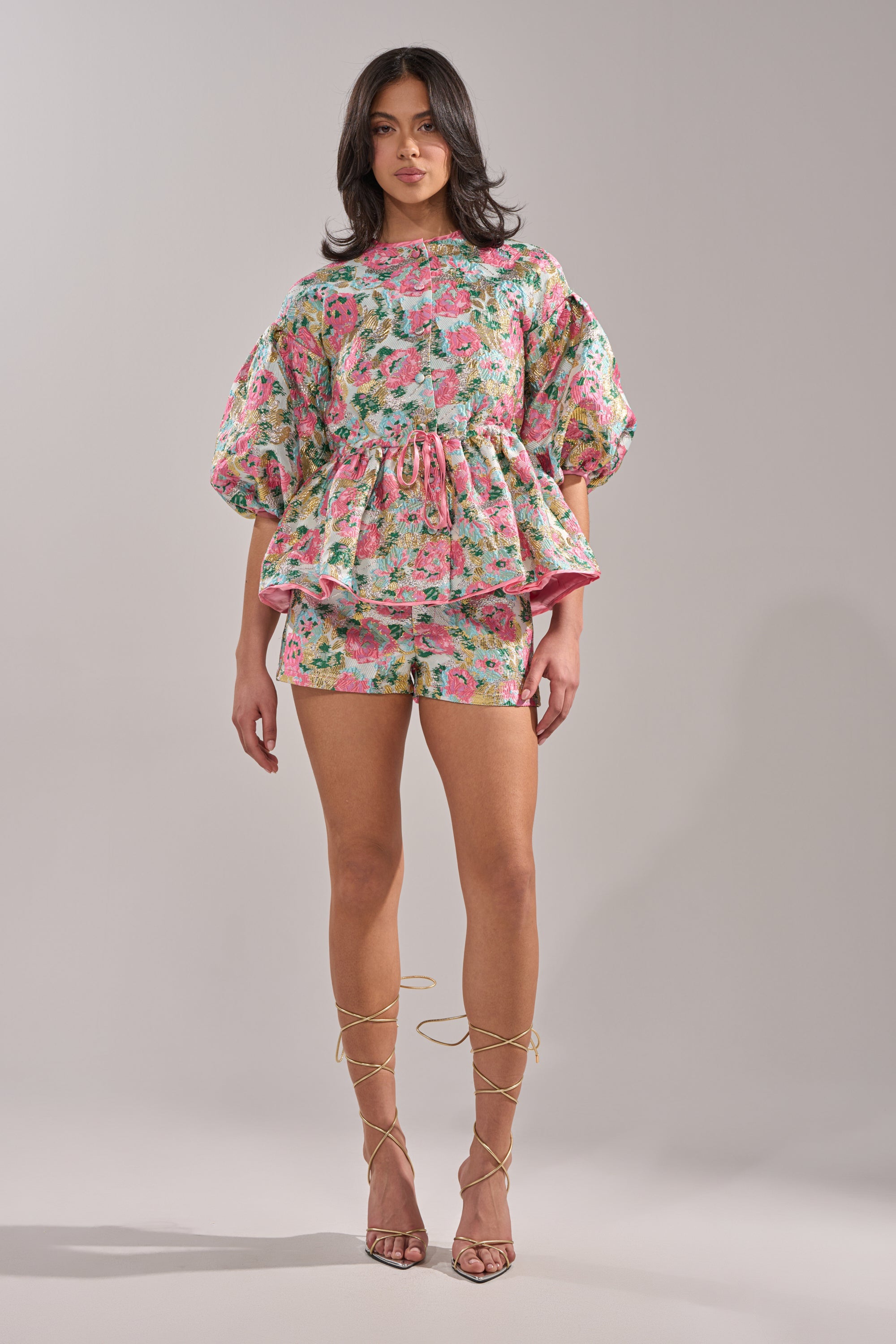 TEA TIME FLORAL BROCADE SHORT