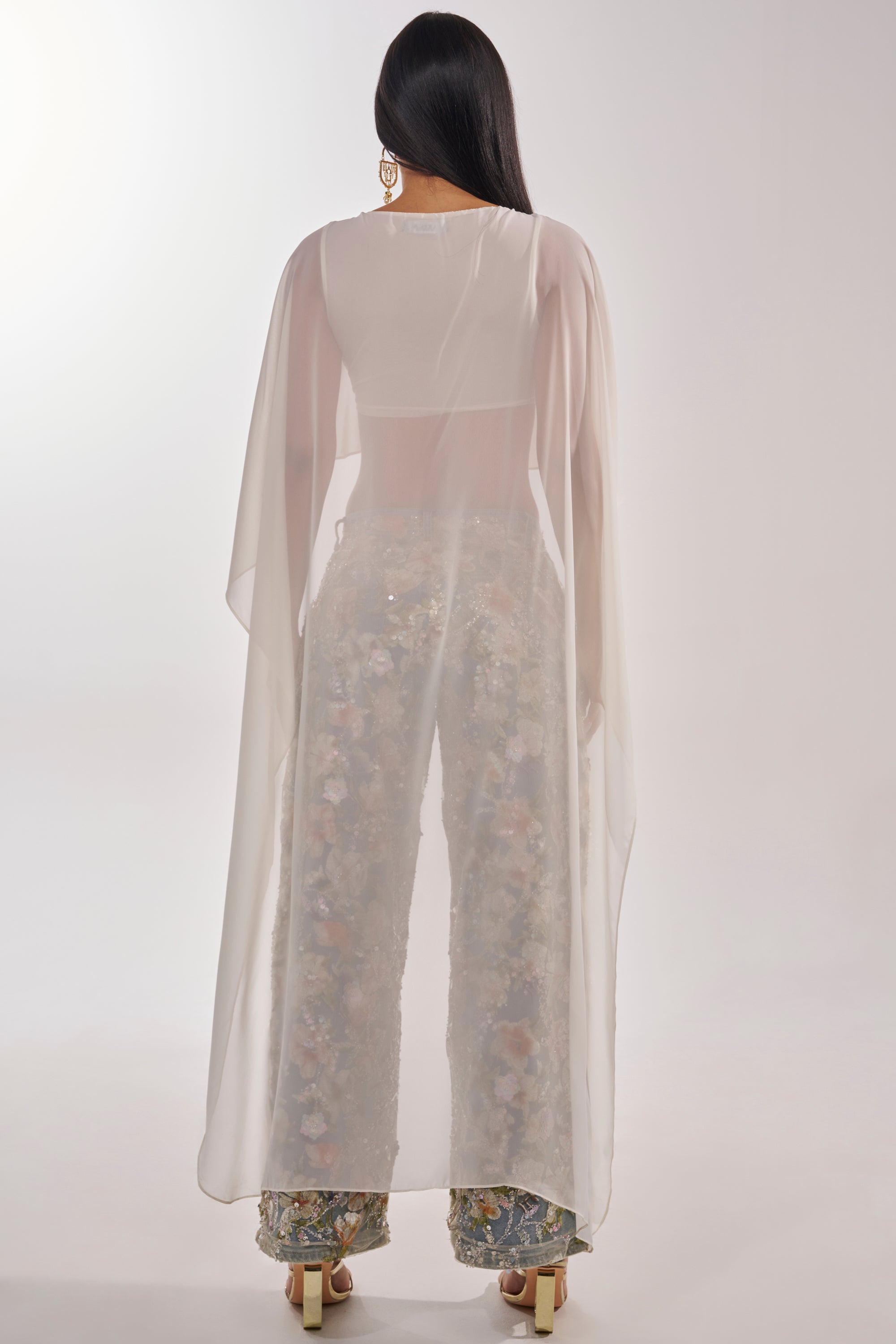 IT GIRL BLOUSE IN IVORY
