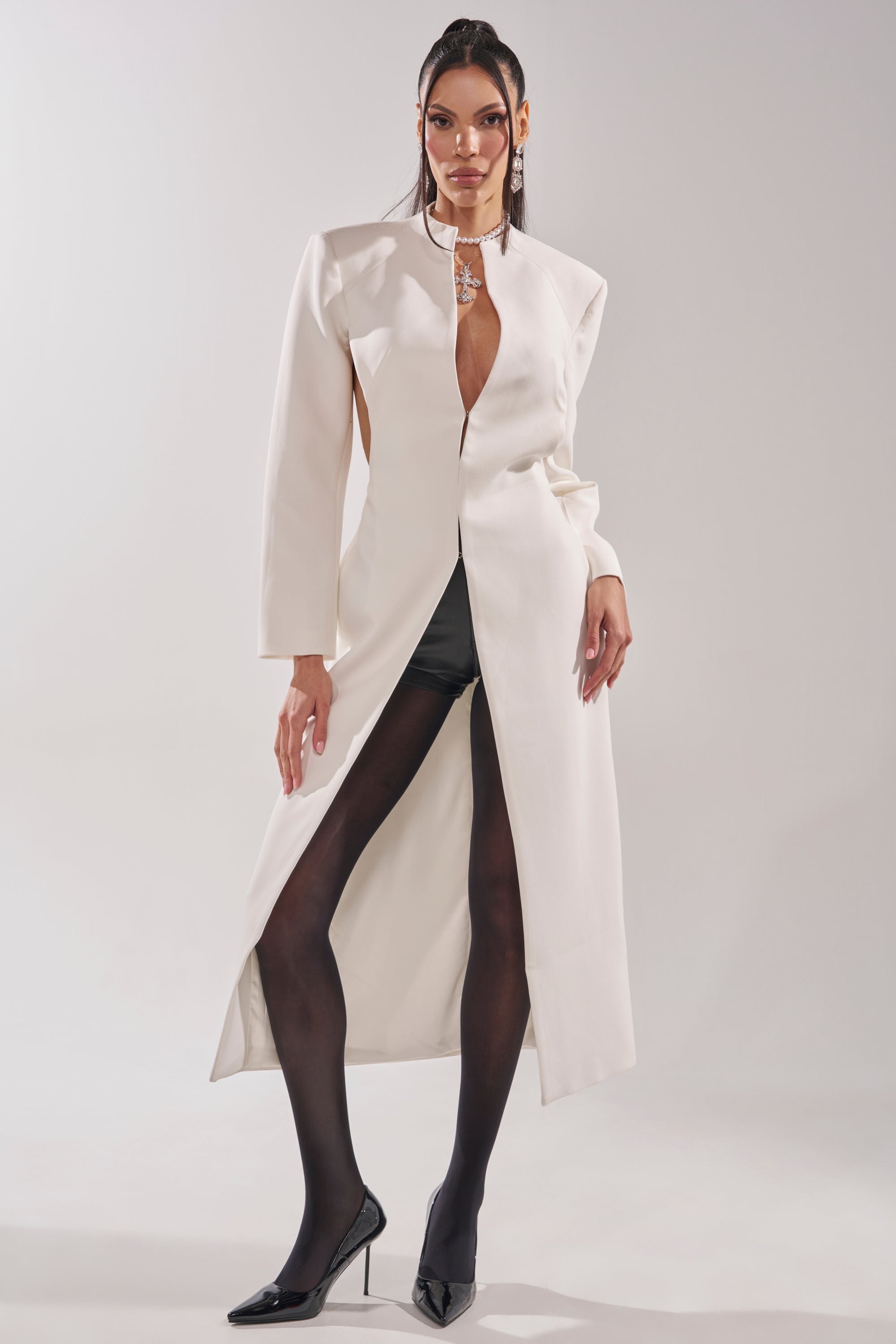 WHEREVER YOU ARE CUTOUT TRENCH IN WHITE