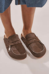 AZALEA WANG LIMERICK CHOCOLATE METAL EMBELLISHMENT FLAT
