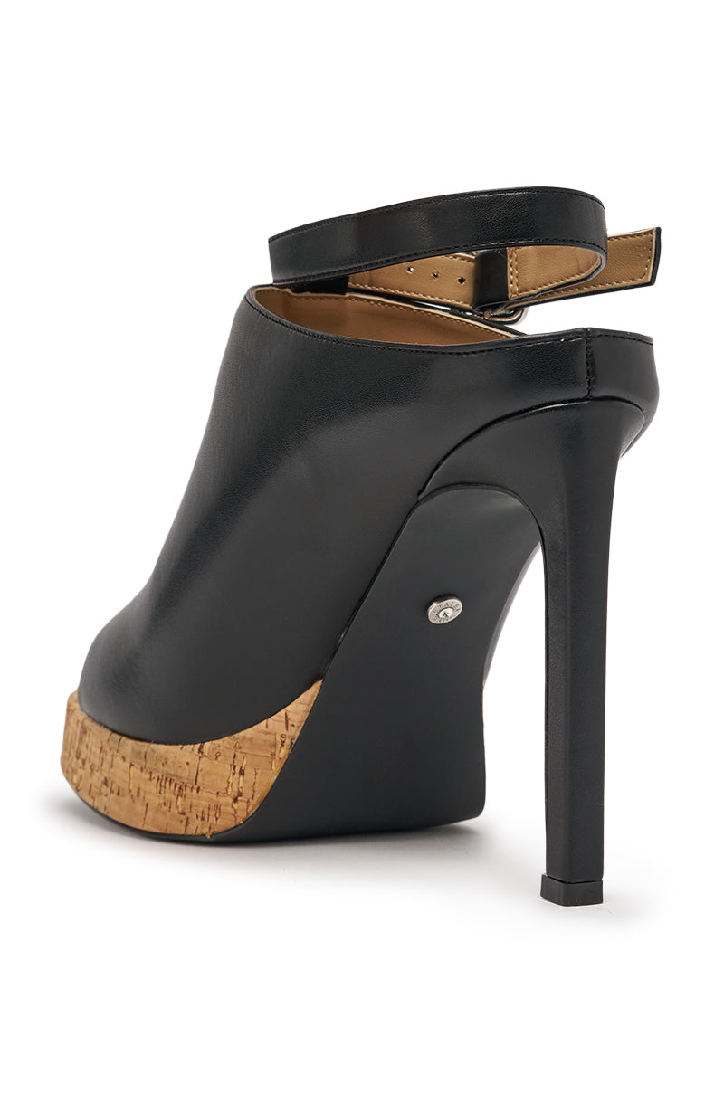 AZALEA WANG MAELIE BLACK AND CORK STILETTO SANDAL