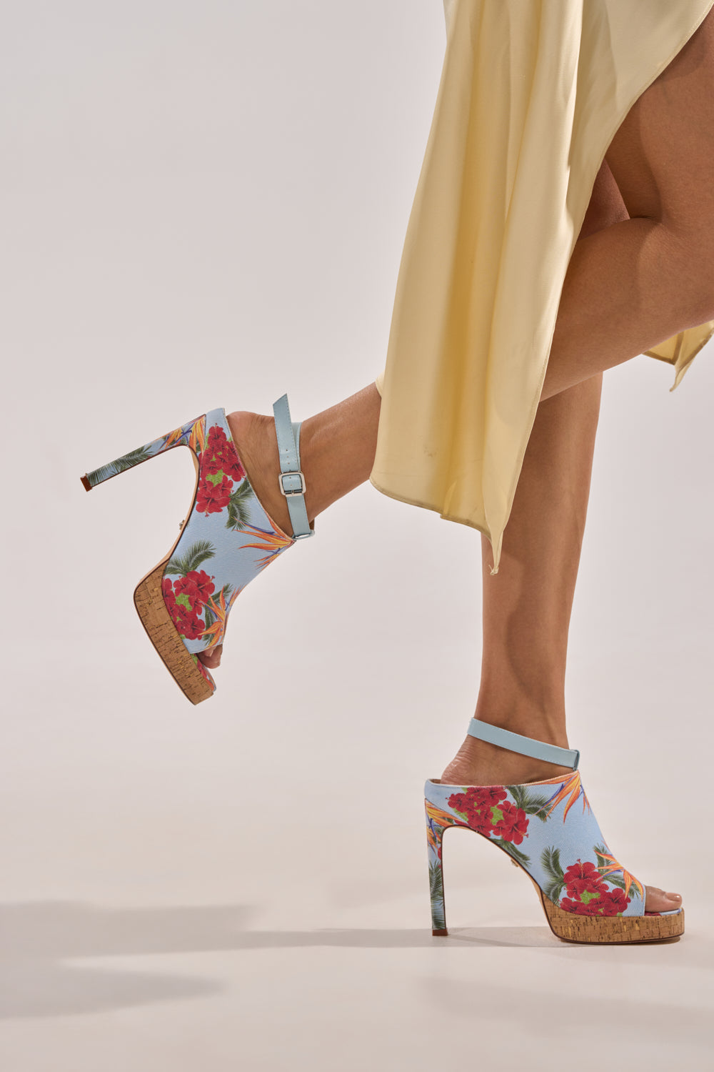 AZALEA WANG MAELIE MULTI FLORAL STILETTO SANDAL