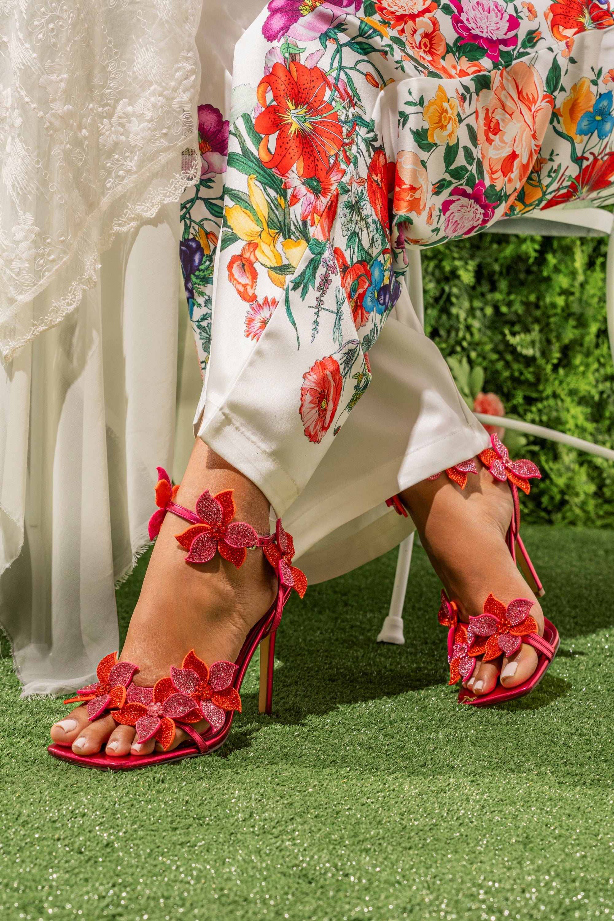 AZALEA WANG NERIYA PINK RHINESTONE FLOWER STILETTO SANDAL
