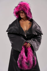 HOTTIE FAUX FUR BUCKET HAT