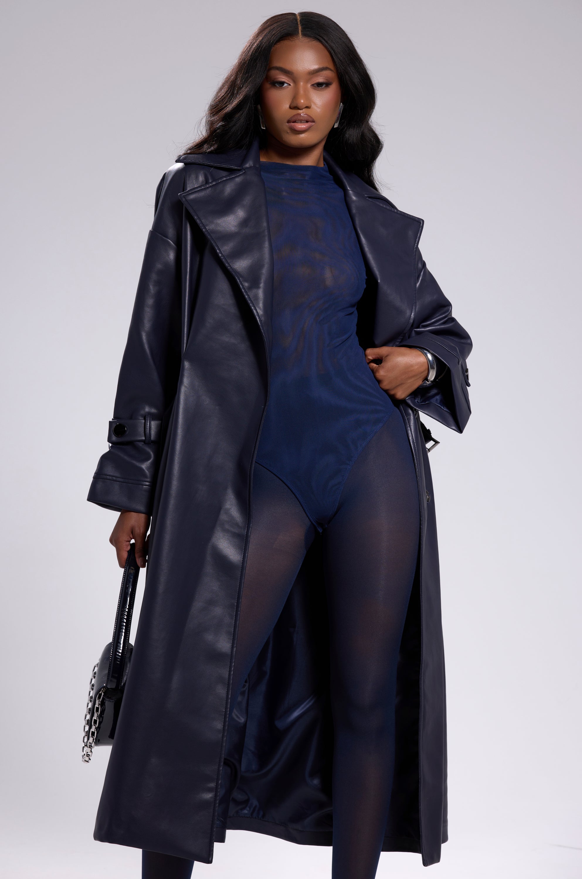 ALINNA FAUX LEATHER TRENCH IN NAVY