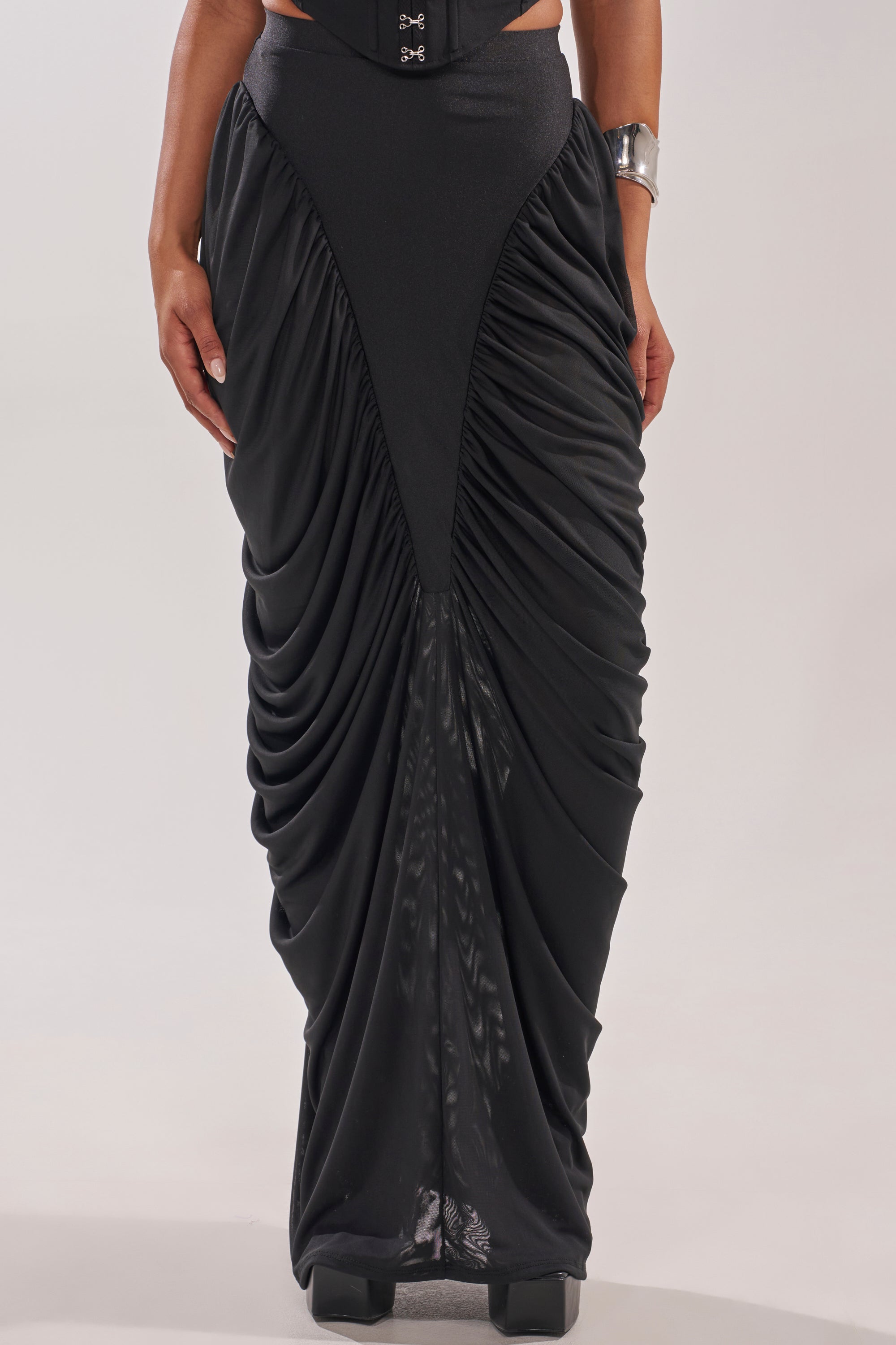 DREAMY RUCHED SKIRT