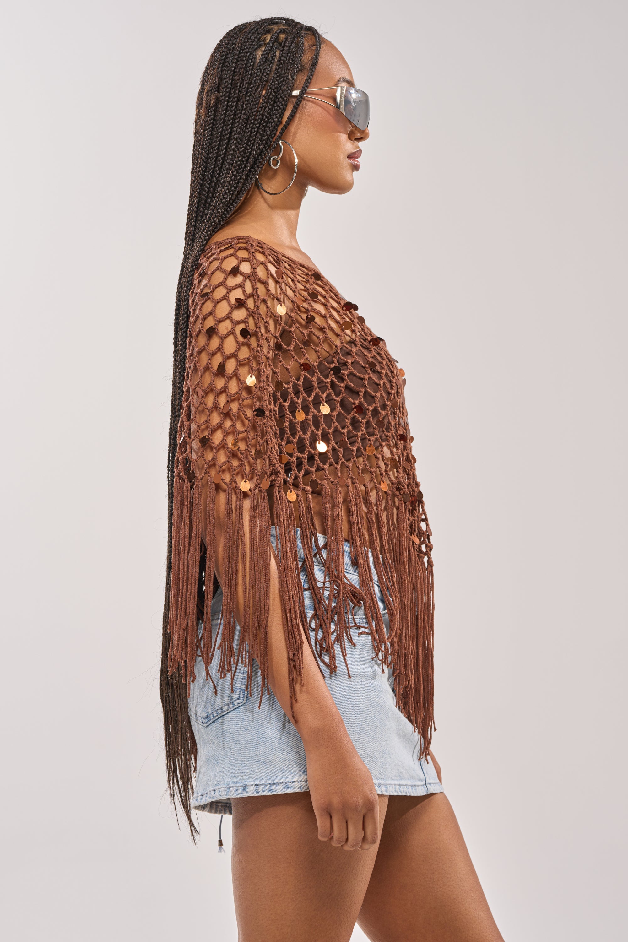 SHAKE IT QUEEN CROCHET BLOUSE