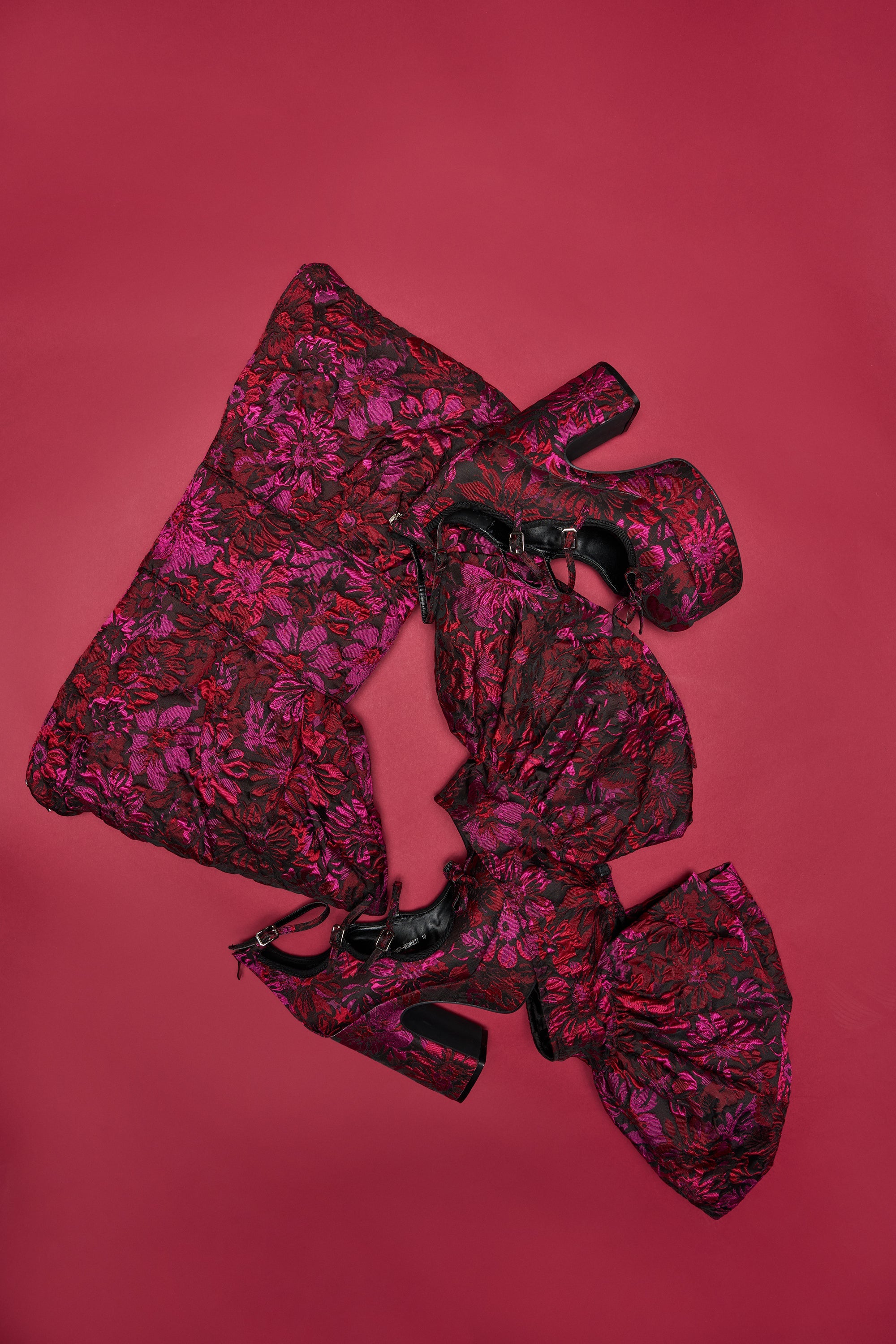 AZALEA WANG SPROUT RED MULTI FLORAL BROCADE MARY JANE PLATFORM PUMP
