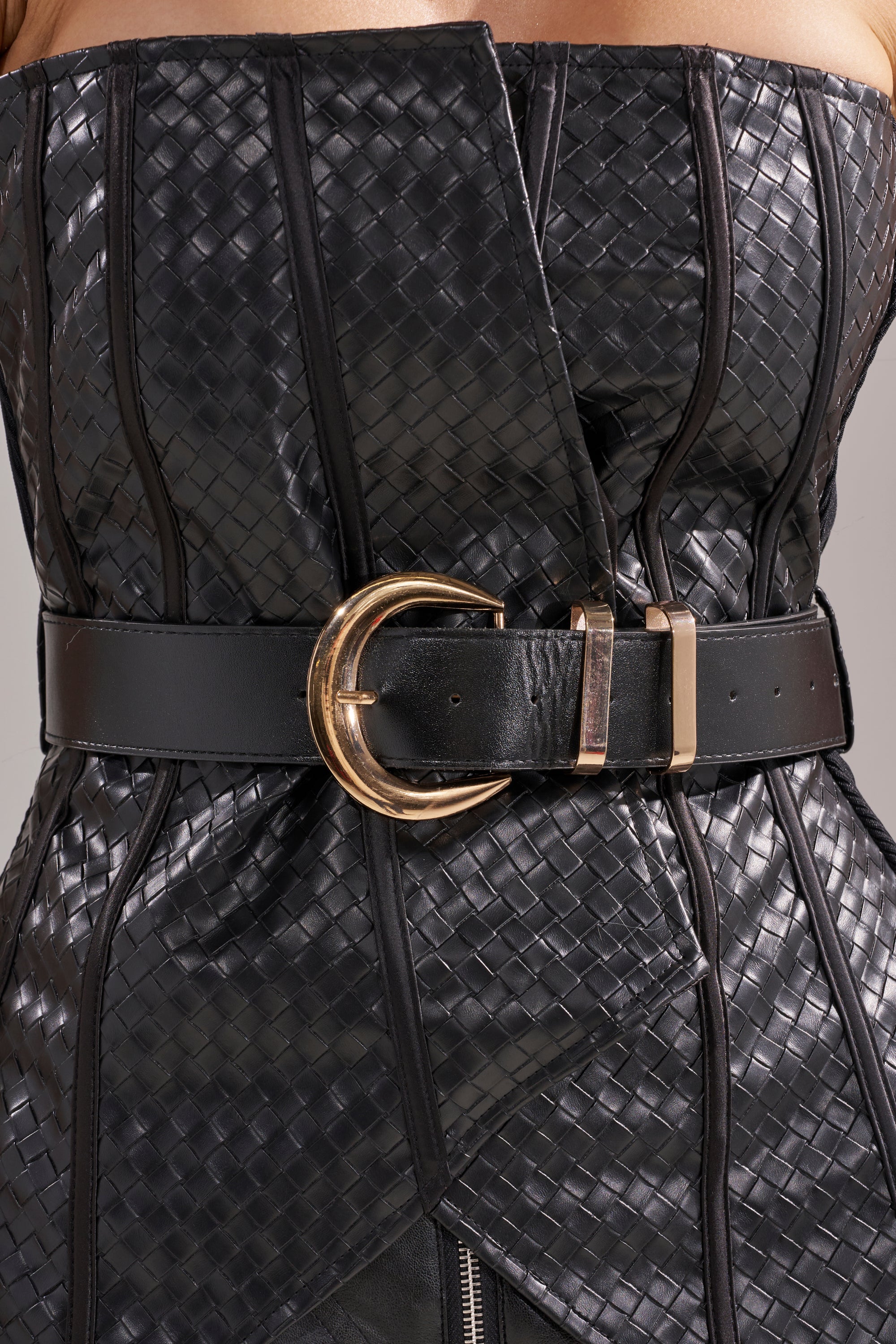 CLASSY GIRL FAUX LEATHER CORSET