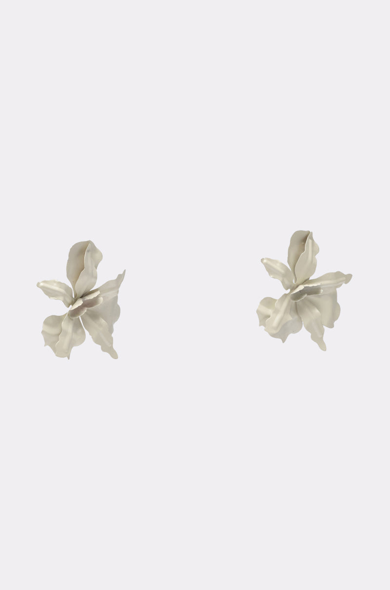 NEVER SETTLE EARRING