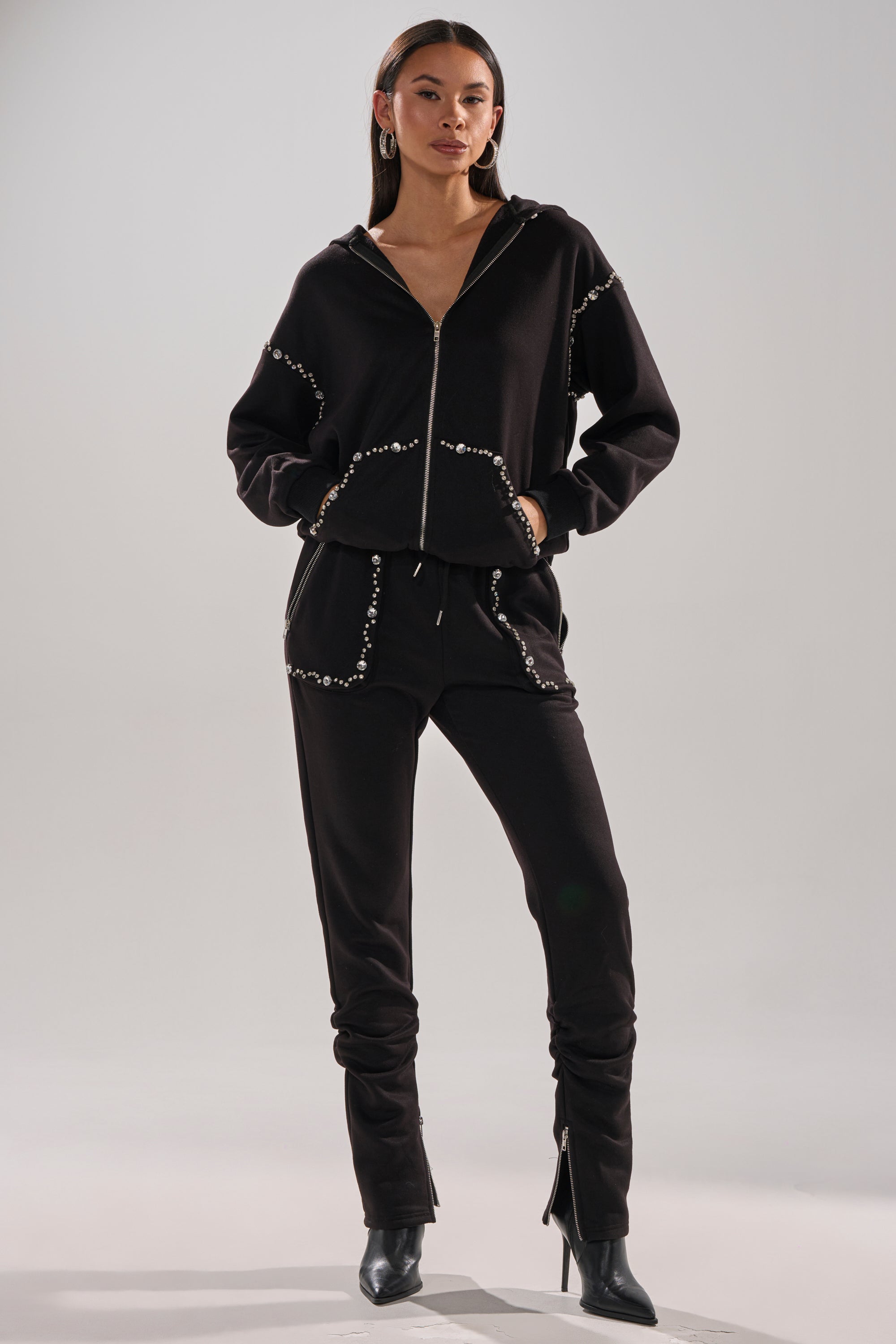 COZY HOLIDAY RHINESTONE JOGGER IN BLACK